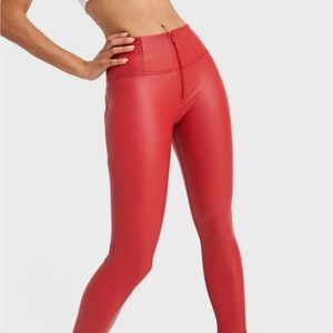 Freddy WR. Donna Faux leather high waisted skinny jeans. NWT! Size XS 2. Nice…